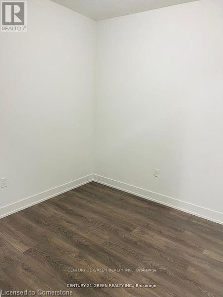 2105 - 202 BURNHAMTHORPE ROAD EAST Image 11