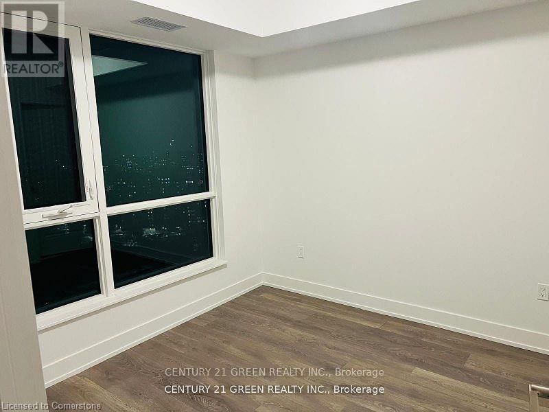 2105 - 202 BURNHAMTHORPE ROAD EAST Image 12