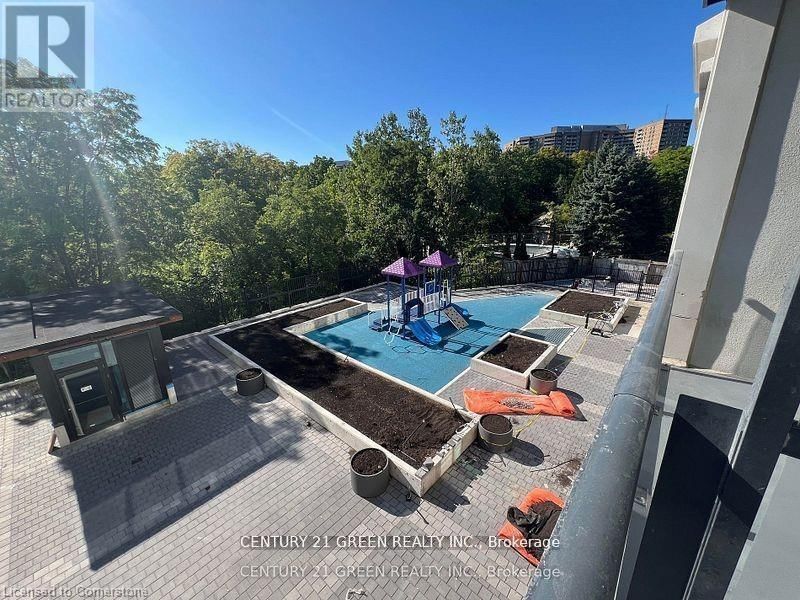 2105 - 202 BURNHAMTHORPE ROAD EAST Image 14