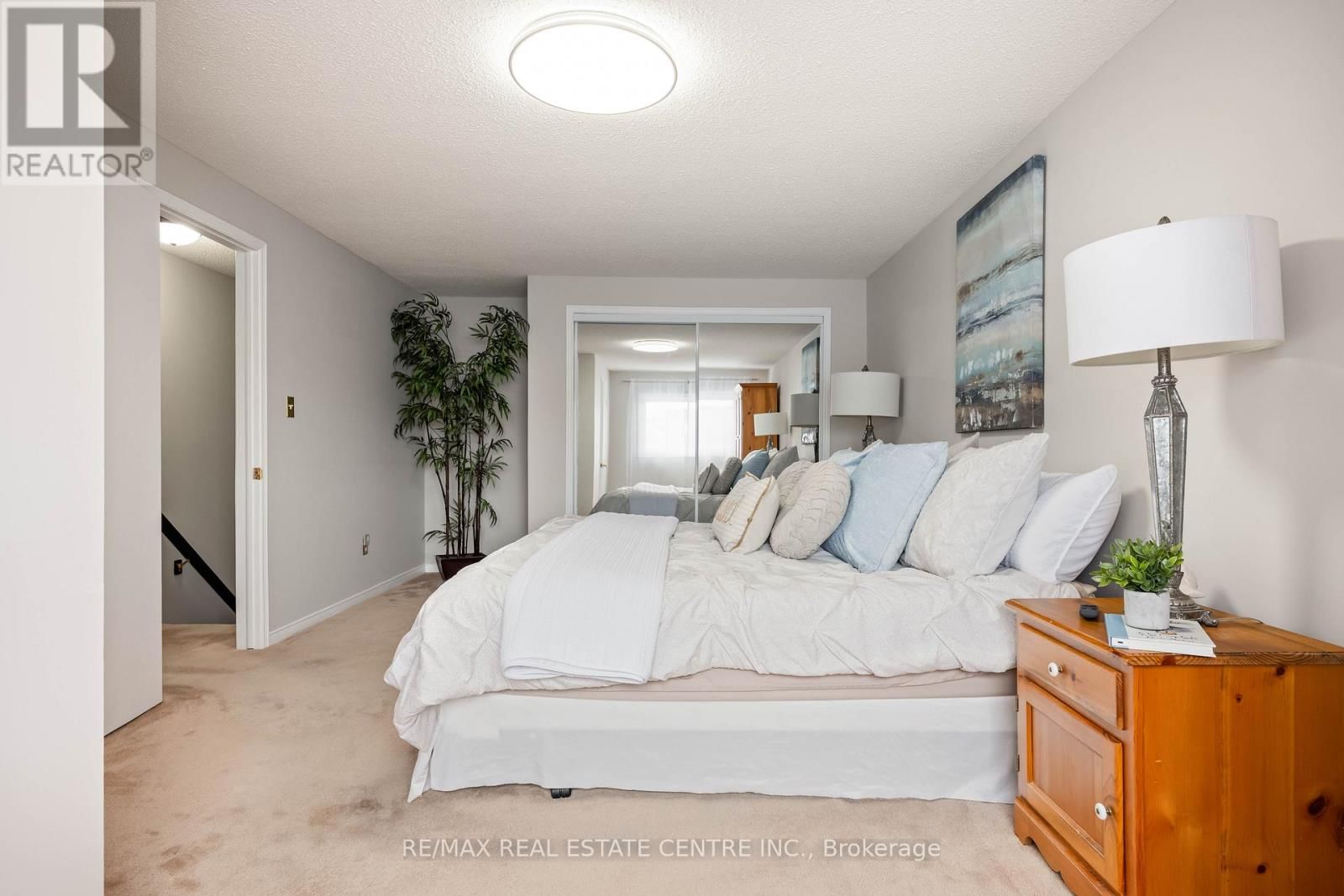 8 PASSMORE AVENUE Image 19