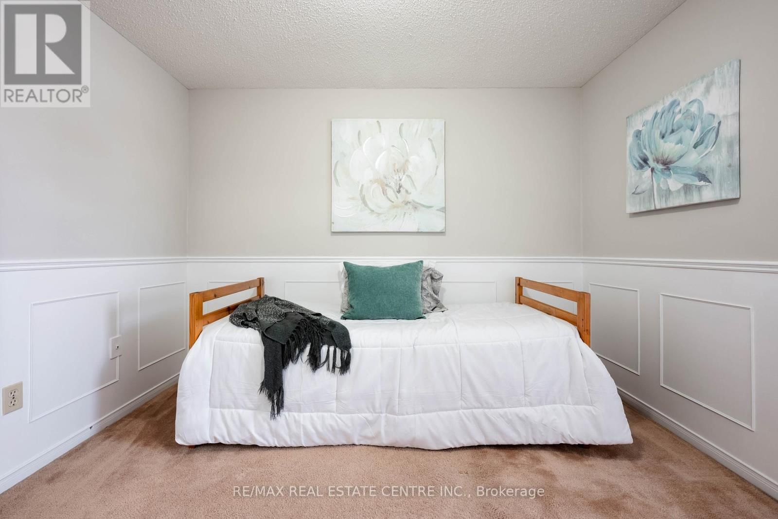 8 PASSMORE AVENUE Image 28