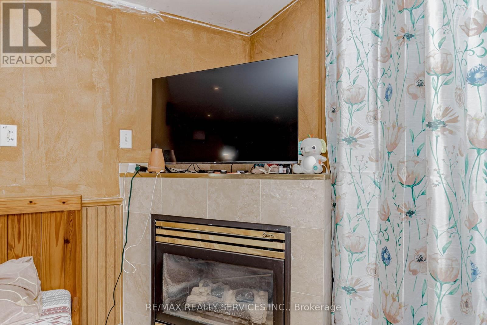 130 CUTTERS CRESCENT Image 43