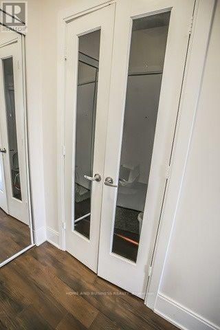 2701 - 330 BURNHAMTHORPE ROAD WEST Image 2