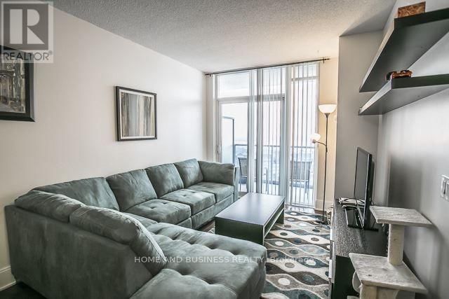 2701 - 330 BURNHAMTHORPE ROAD WEST Image 4