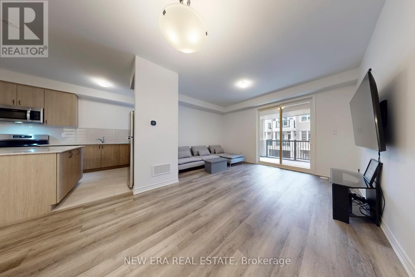 76 - 1317 LERICHE WAY Image 11