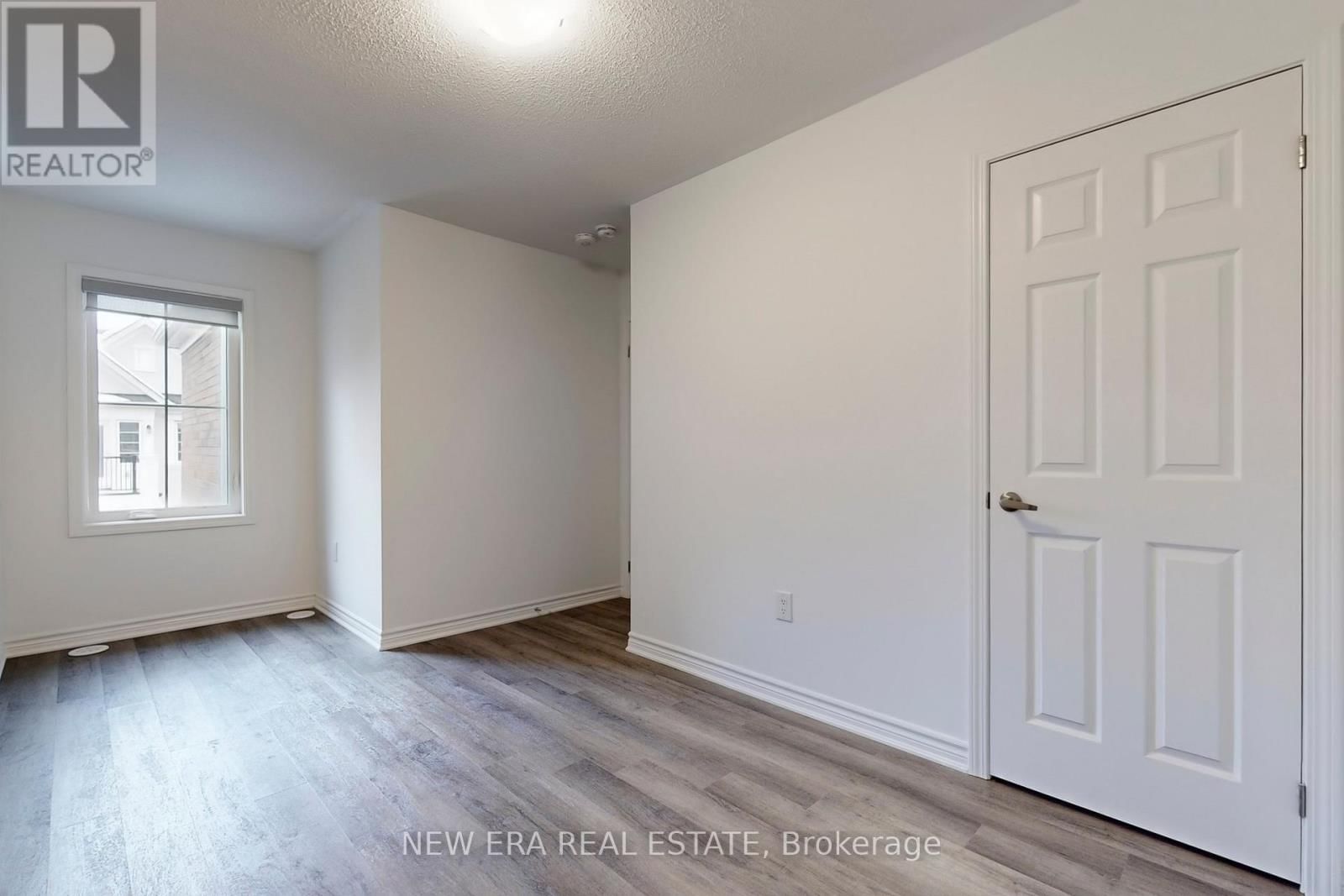 76 - 1317 LERICHE WAY Image 31