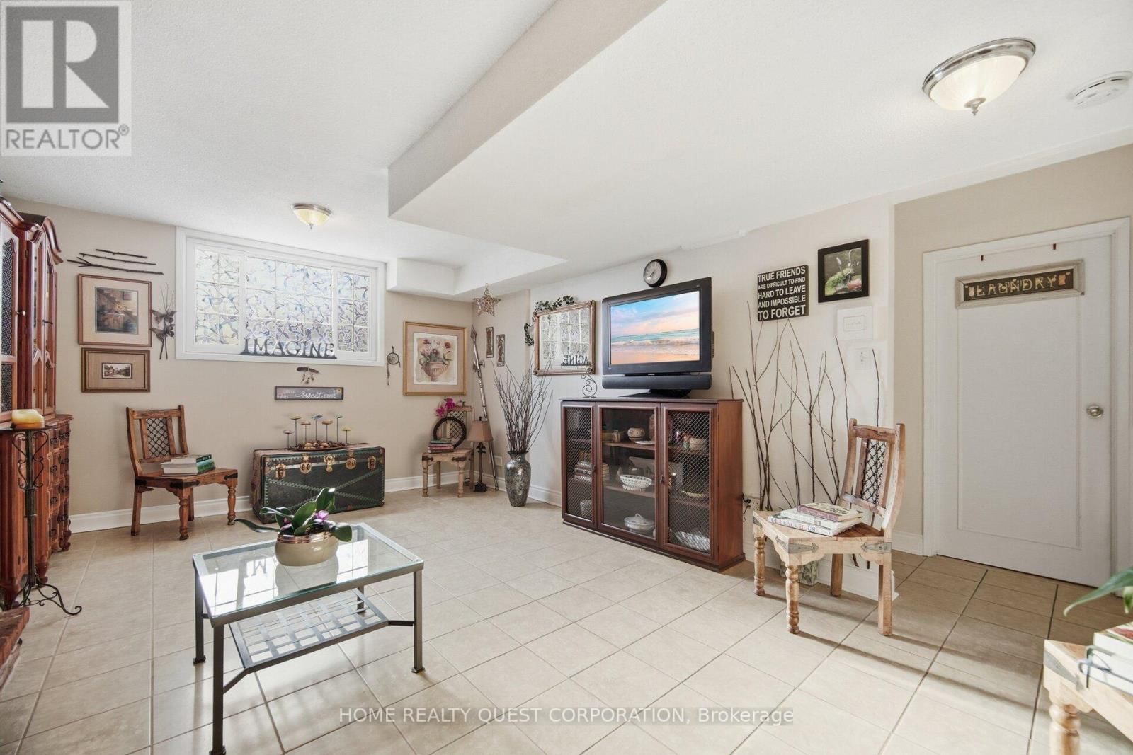 6330 LORCA CRESCENT Image 21