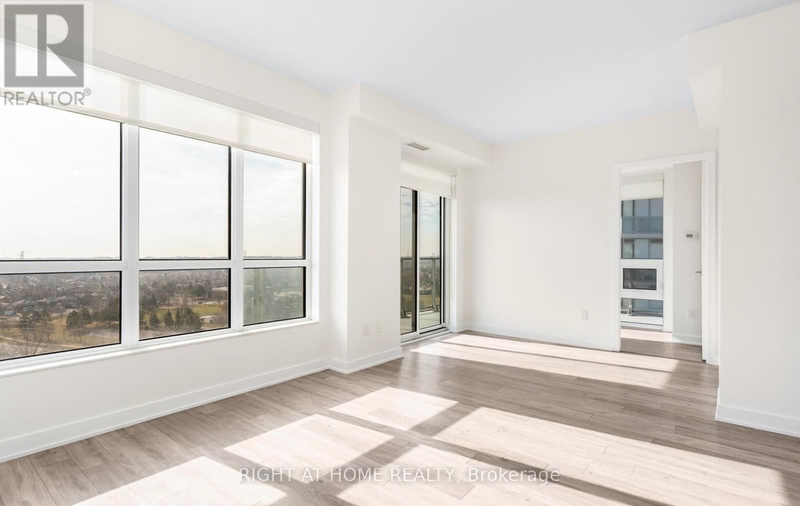 1207 - 4655 GLEN ERIN DRIVE Image 10