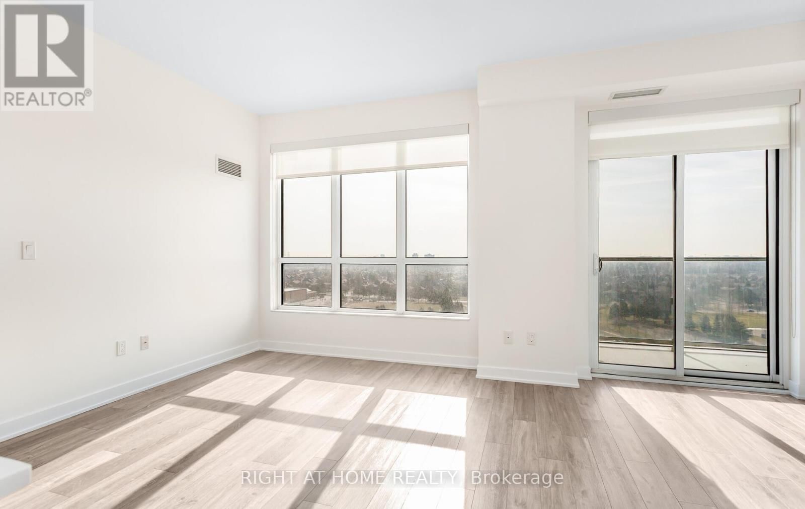 1207 - 4655 GLEN ERIN DRIVE Image 11