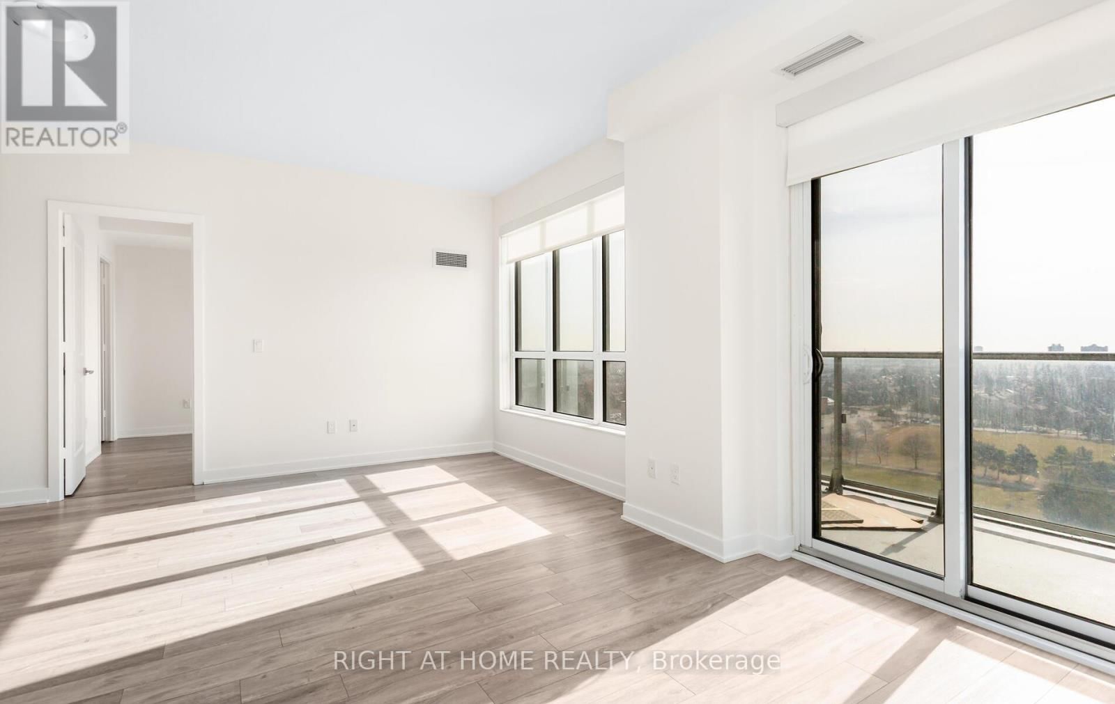 1207 - 4655 GLEN ERIN DRIVE Image 12