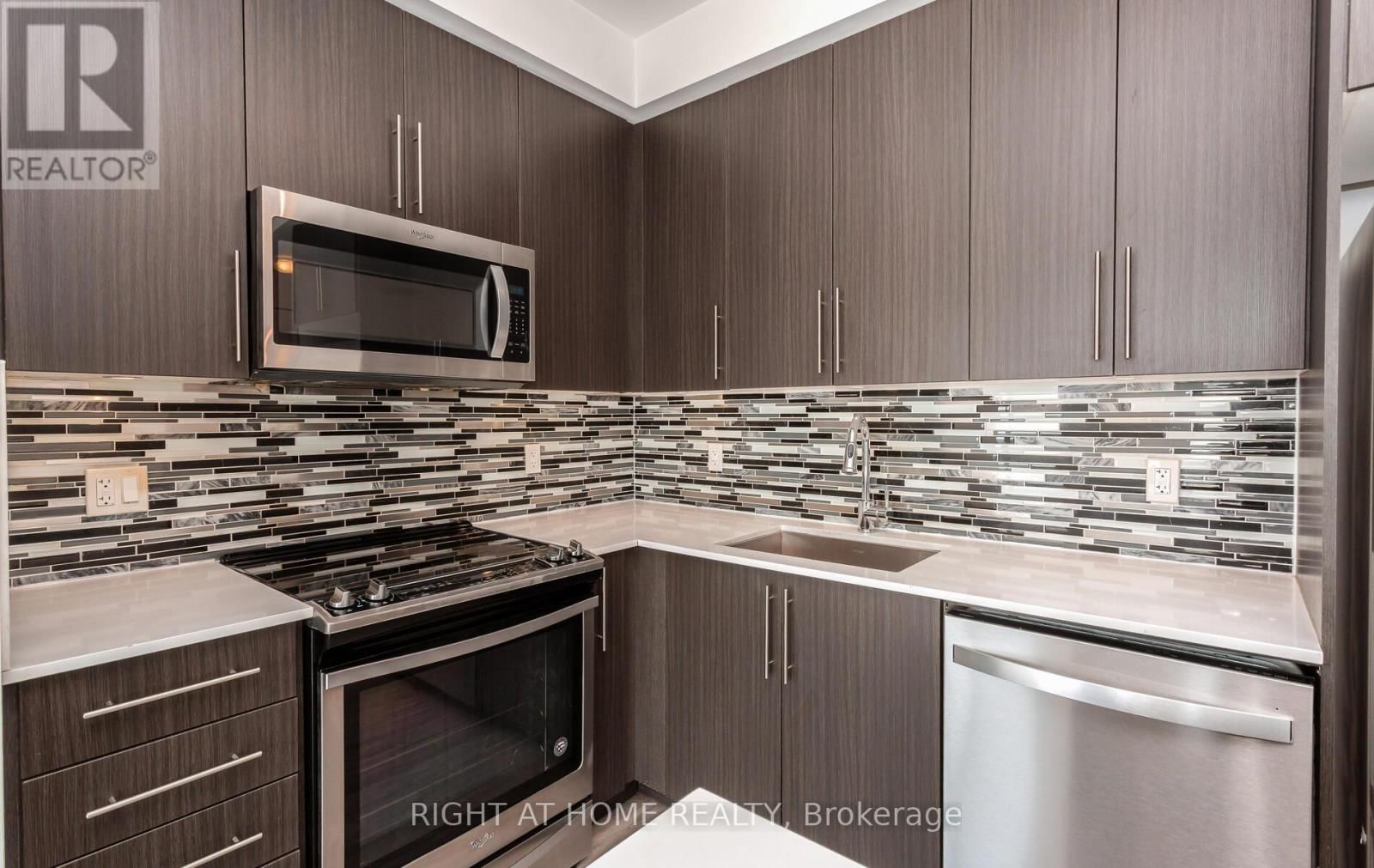 1207 - 4655 GLEN ERIN DRIVE Image 17