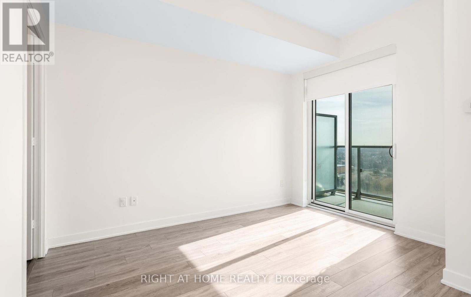 1207 - 4655 GLEN ERIN DRIVE Image 19