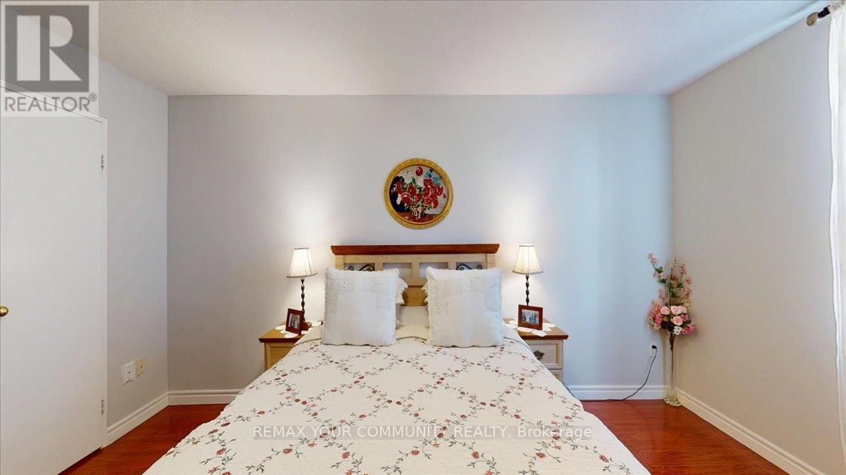 512 - 75 EMMETT AVENUE Image 27