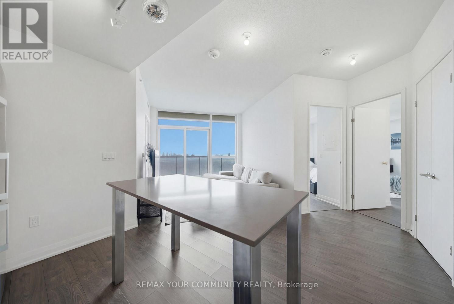 3107 - 30 GIBBS ROAD Image 13