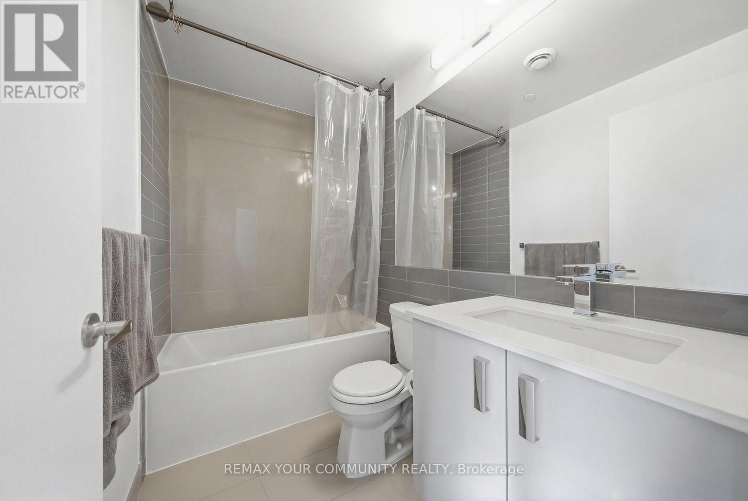 3107 - 30 GIBBS ROAD Image 25