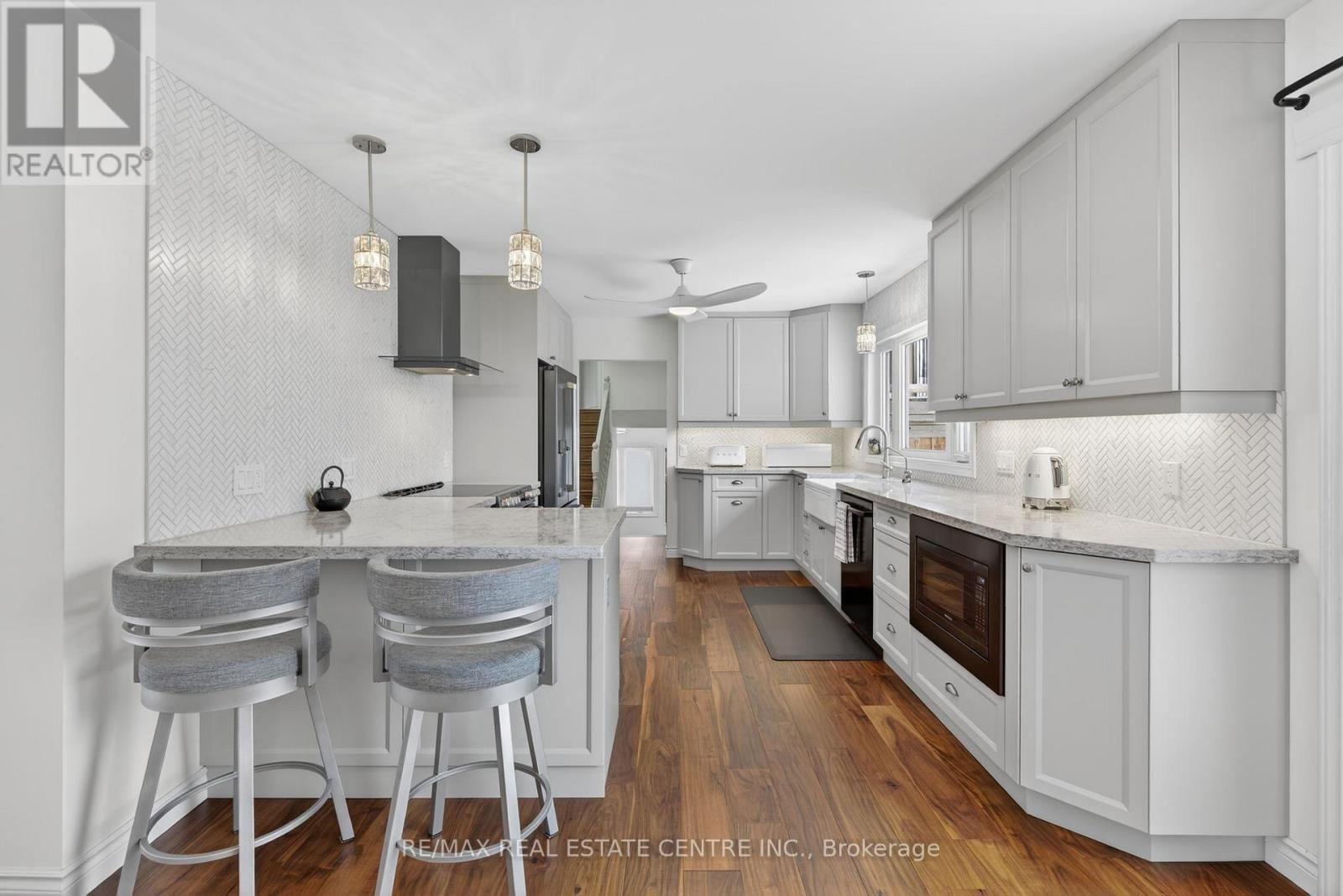 28 STARRVIEW CRESCENT Image 12