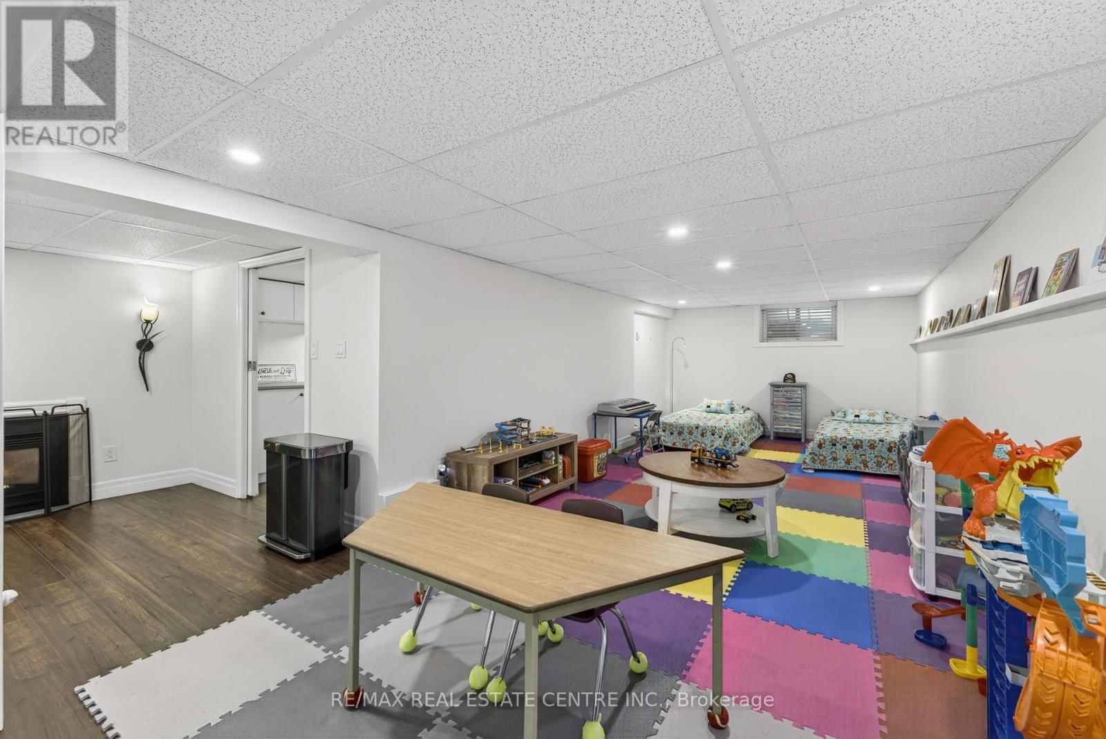 28 STARRVIEW CRESCENT Image 34