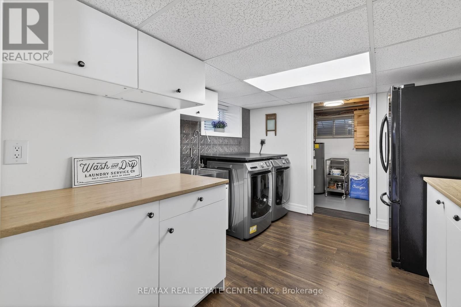 28 STARRVIEW CRESCENT Image 36