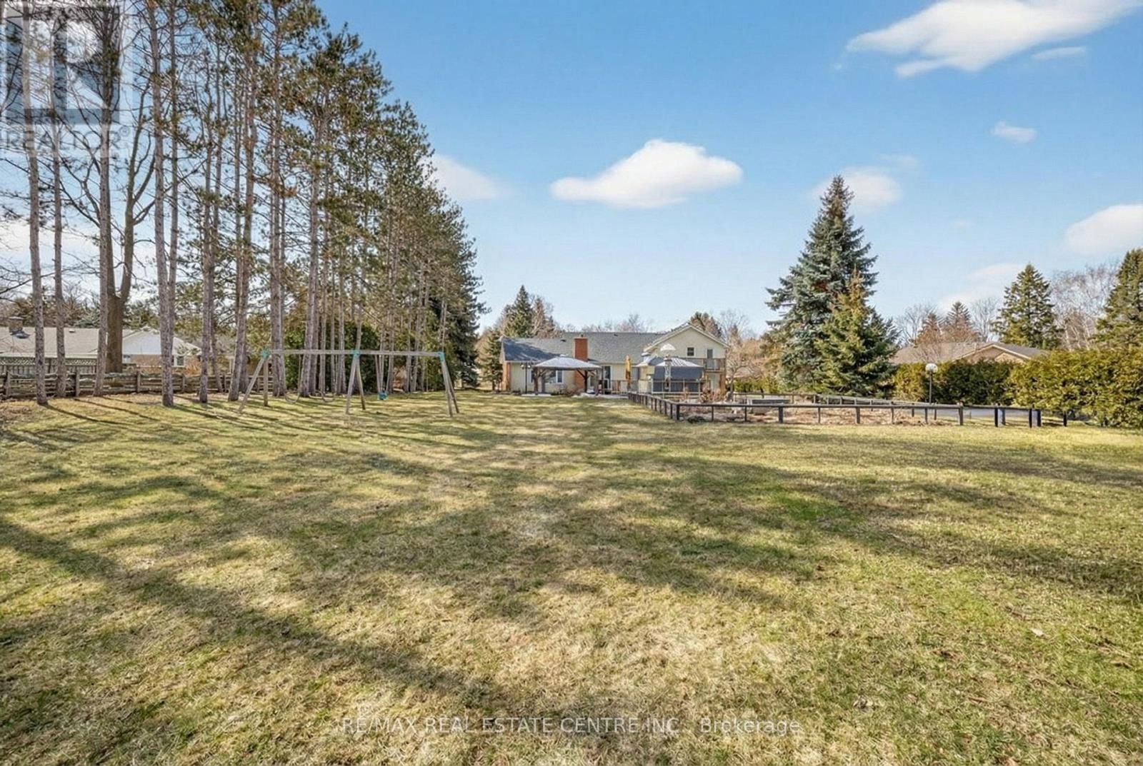 28 STARRVIEW CRESCENT Image 40