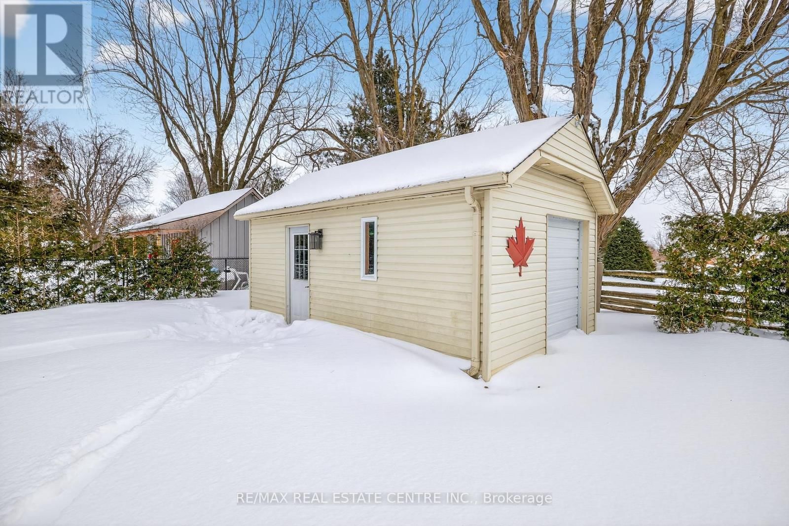 28 STARRVIEW CRESCENT Image 45