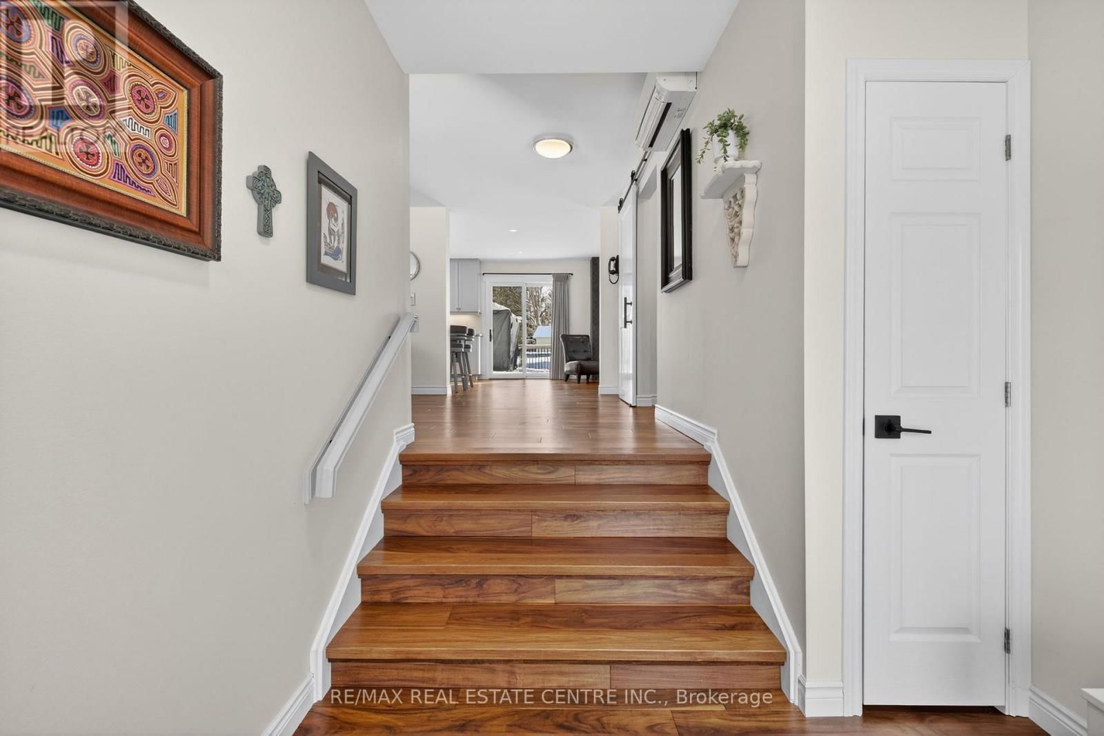 28 STARRVIEW CRESCENT Image 5