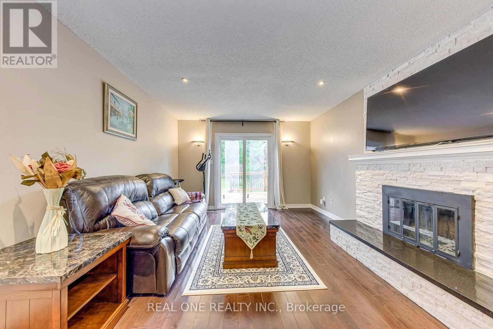 1237 WOODVIEW DRIVE Image 10