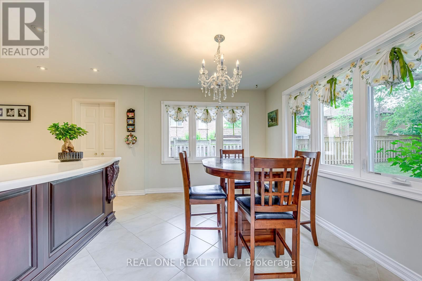 1237 WOODVIEW DRIVE Image 16