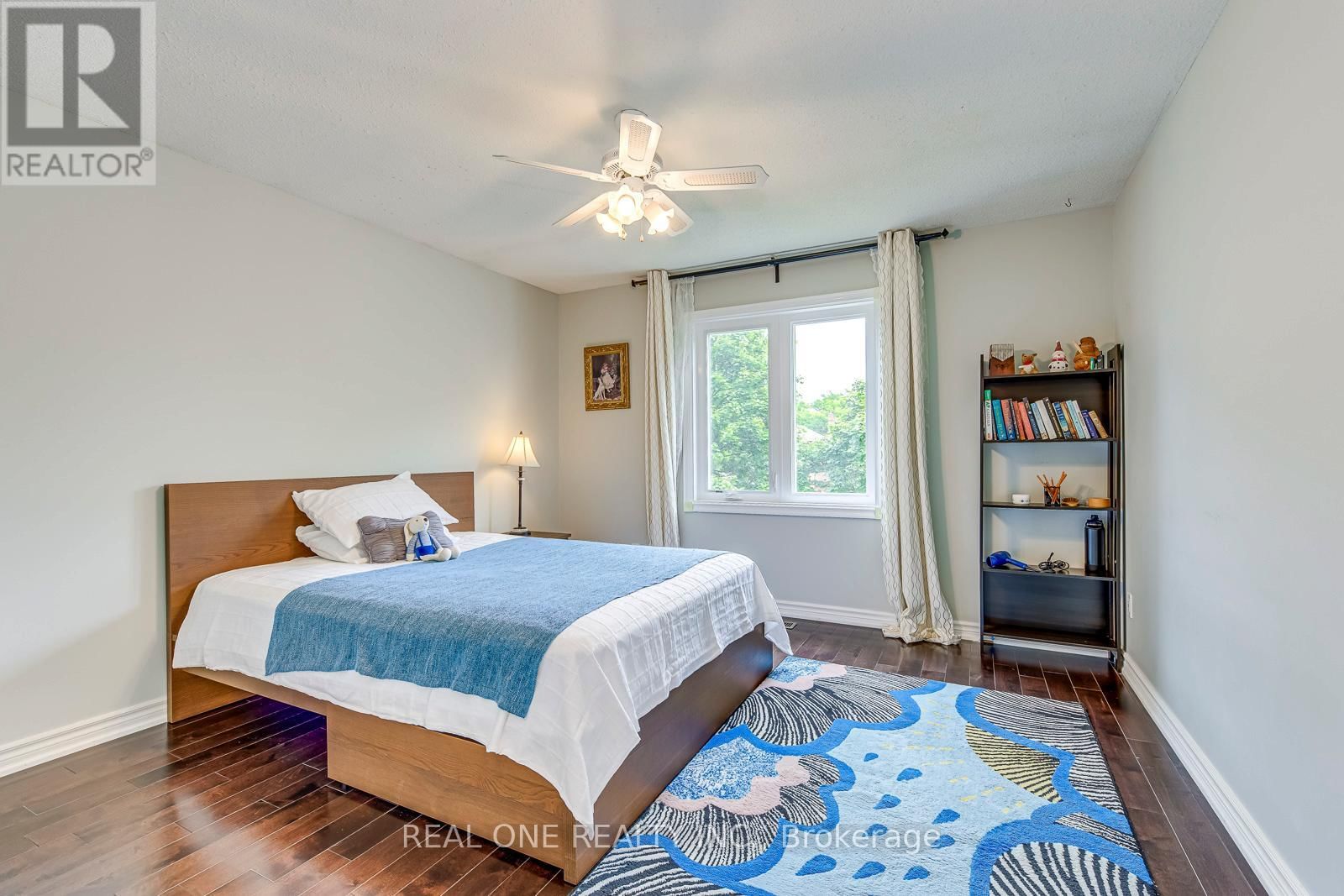 1237 WOODVIEW DRIVE Image 32