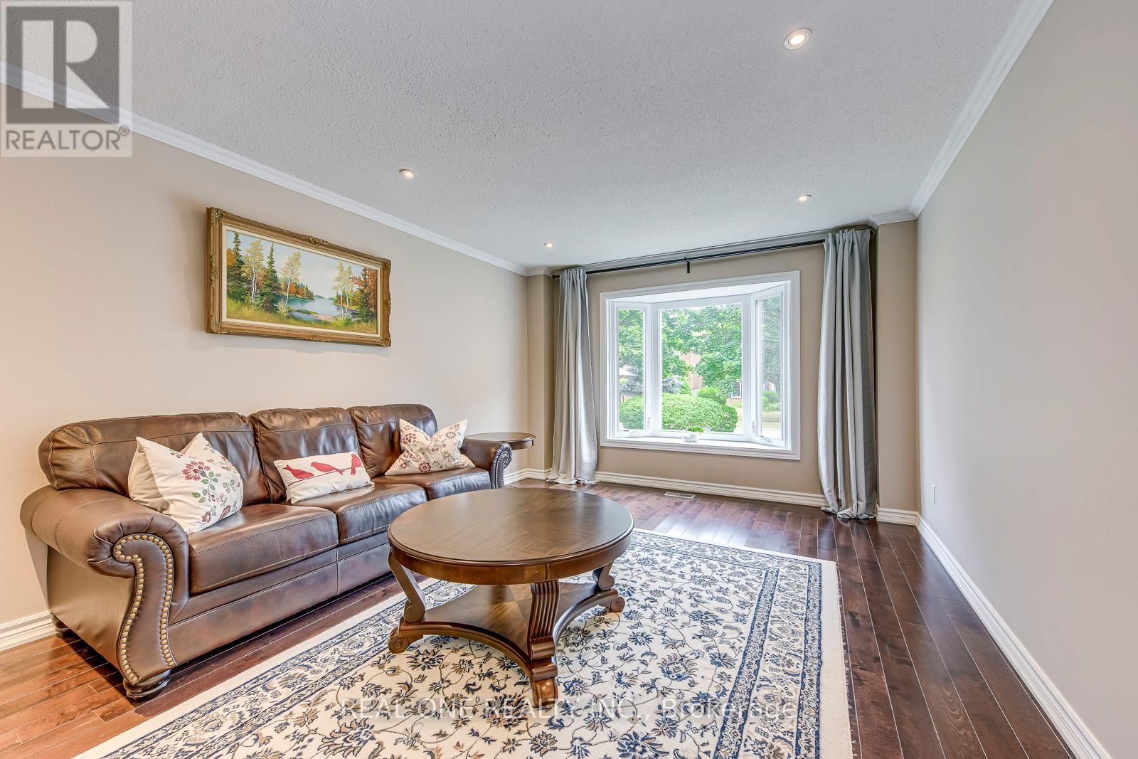 1237 WOODVIEW DRIVE Image 8