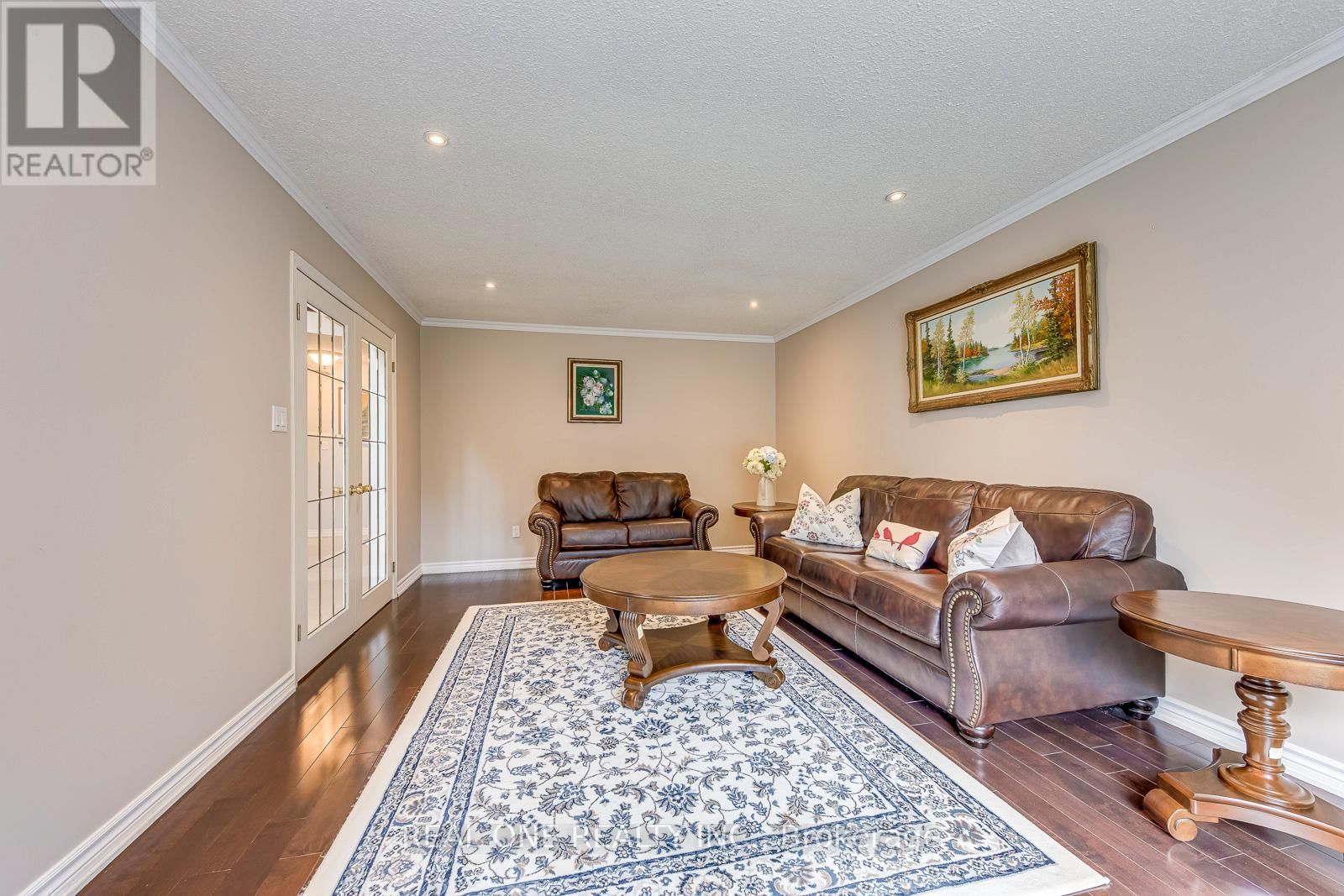 1237 WOODVIEW DRIVE Image 9