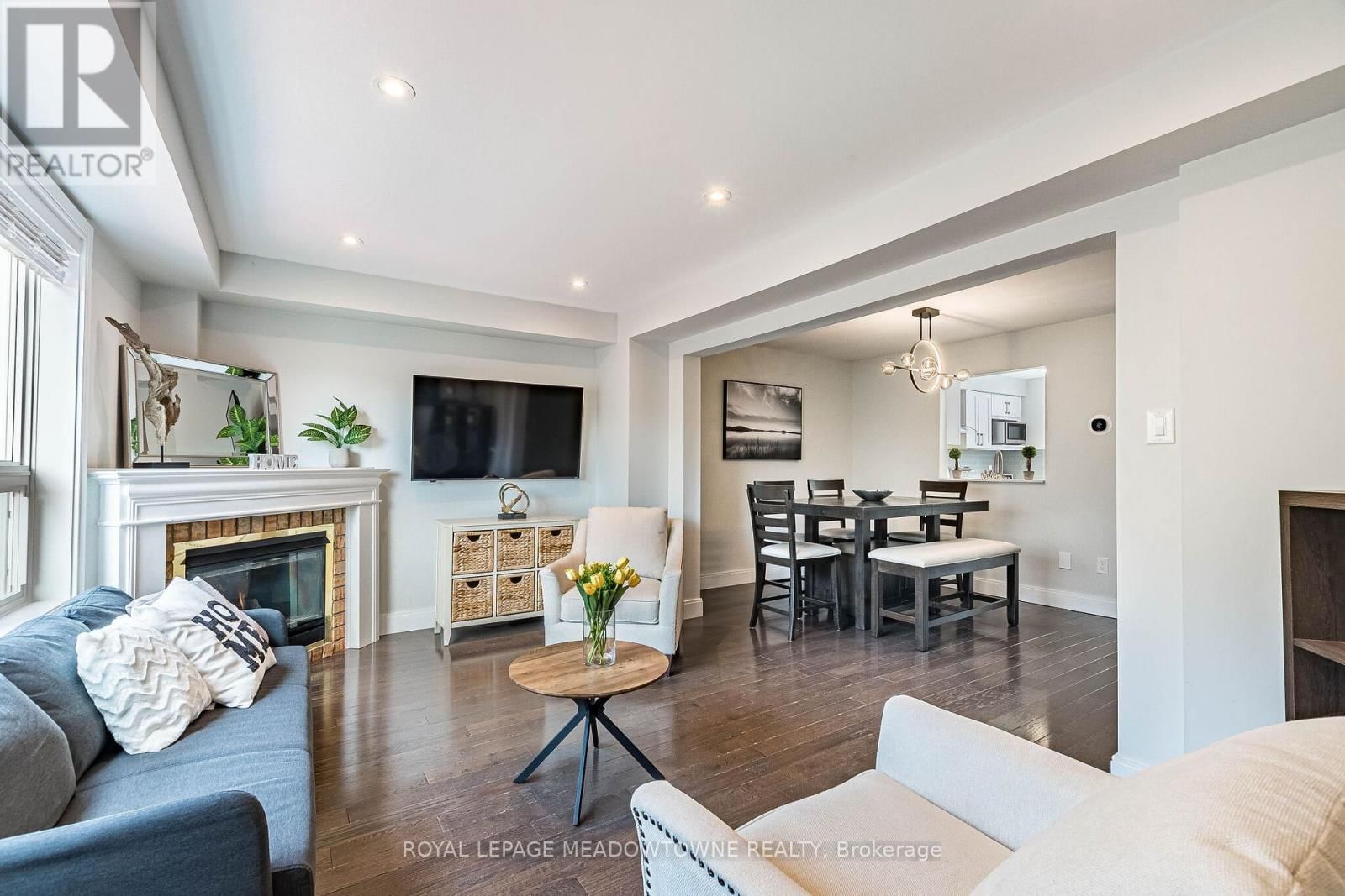 21 - 2300 BRAYS LANE Image 10