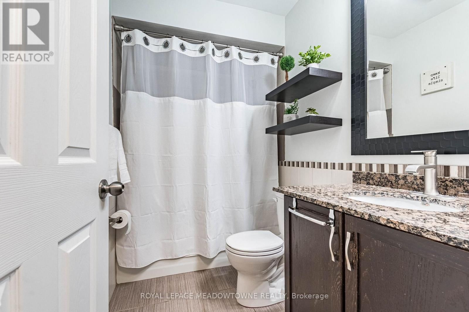 21 - 2300 BRAYS LANE Image 27