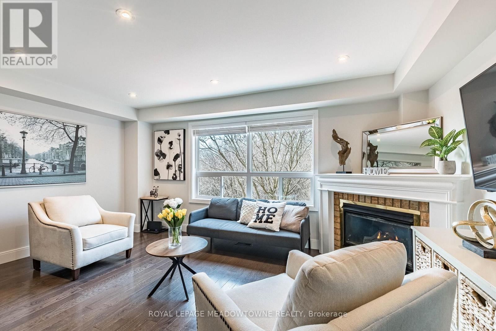 21 - 2300 BRAYS LANE Image 8