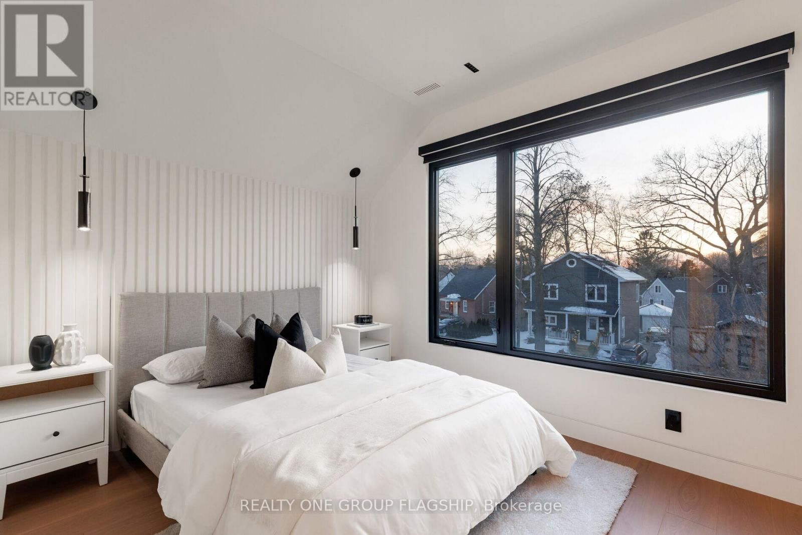 7 BENTLEY DRIVE Image 36