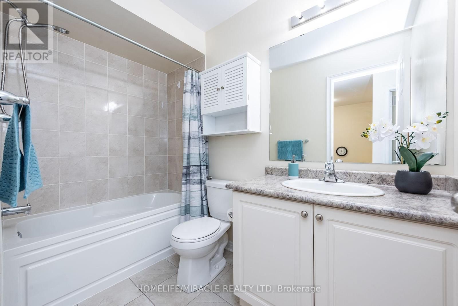 84 ROCKMAN CRESCENT Image 20