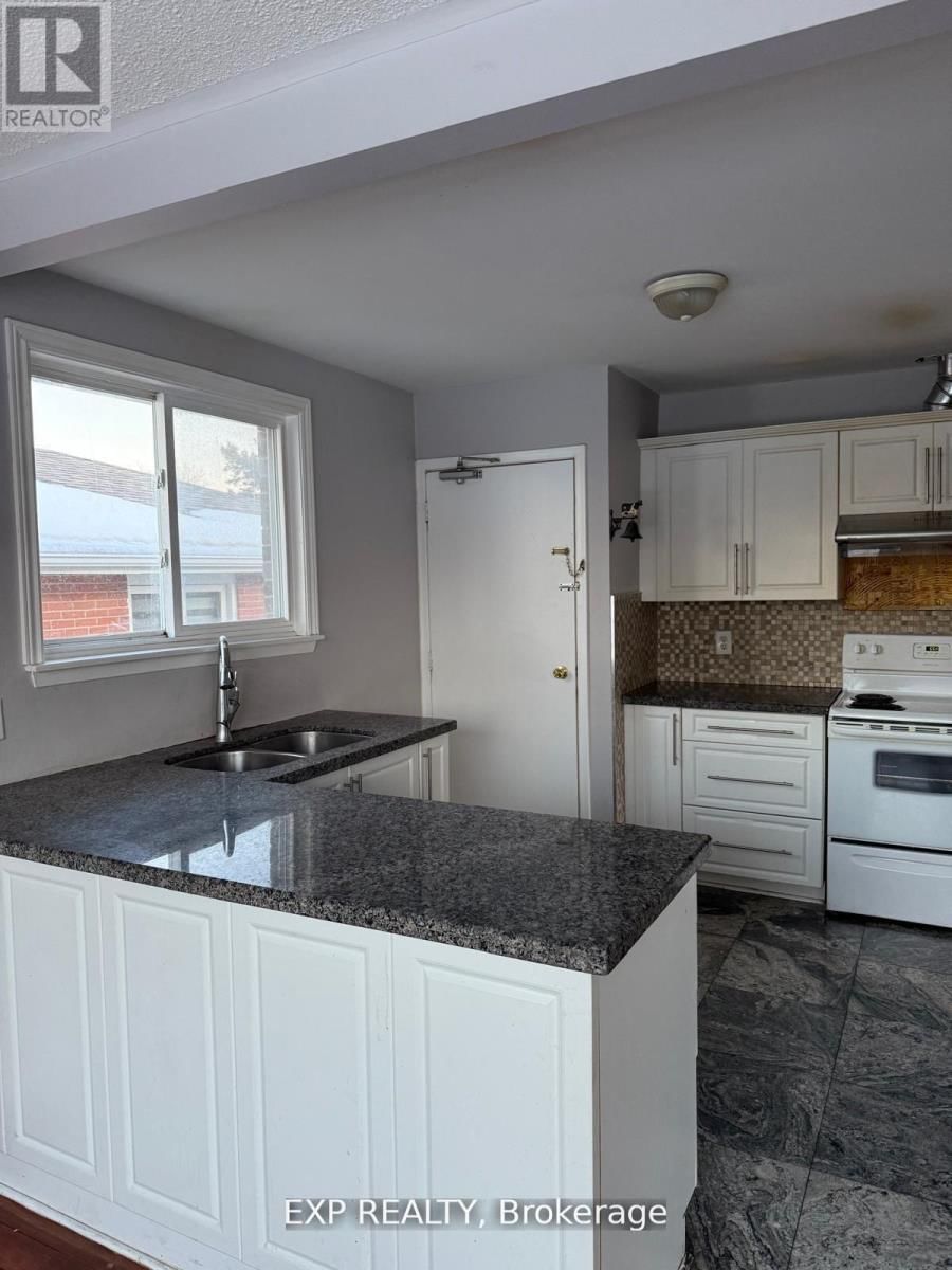 Upper - 17 GABLE DRIVE Image 5