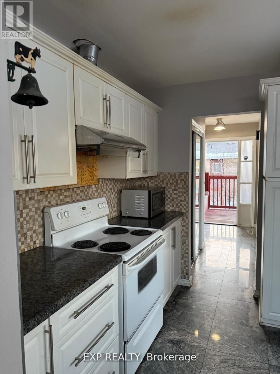 Upper - 17 GABLE DRIVE Image 6