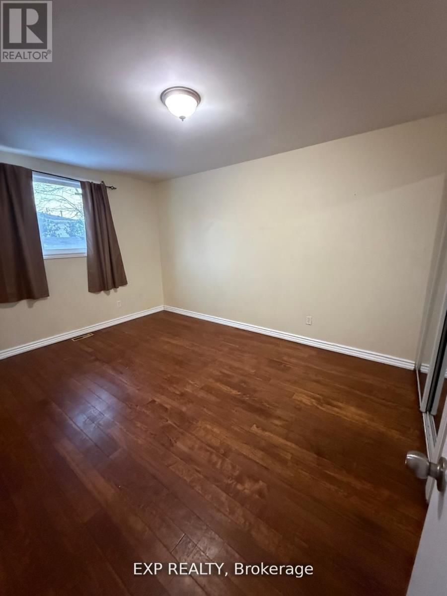 Upper - 17 GABLE DRIVE Image 7