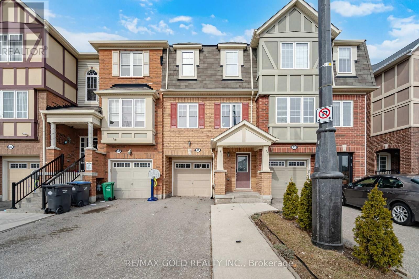 40 MEMORY LANE EAST Image 35