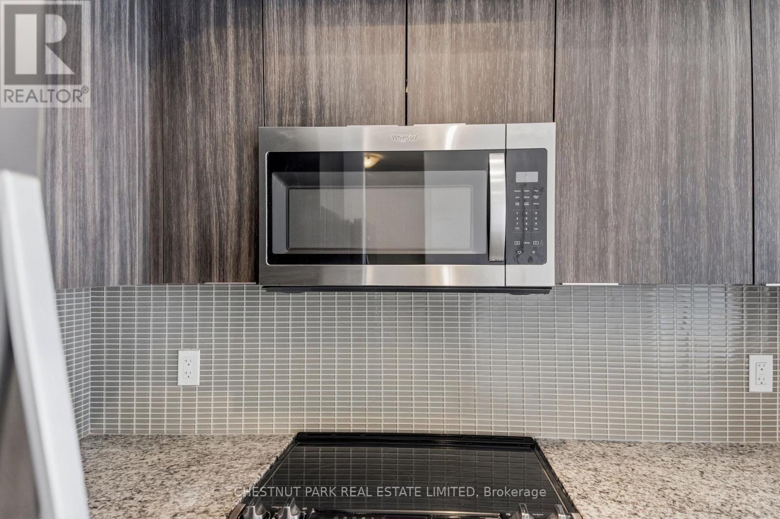 3416 - 30 SHORE BREEZE DRIVE Image 6