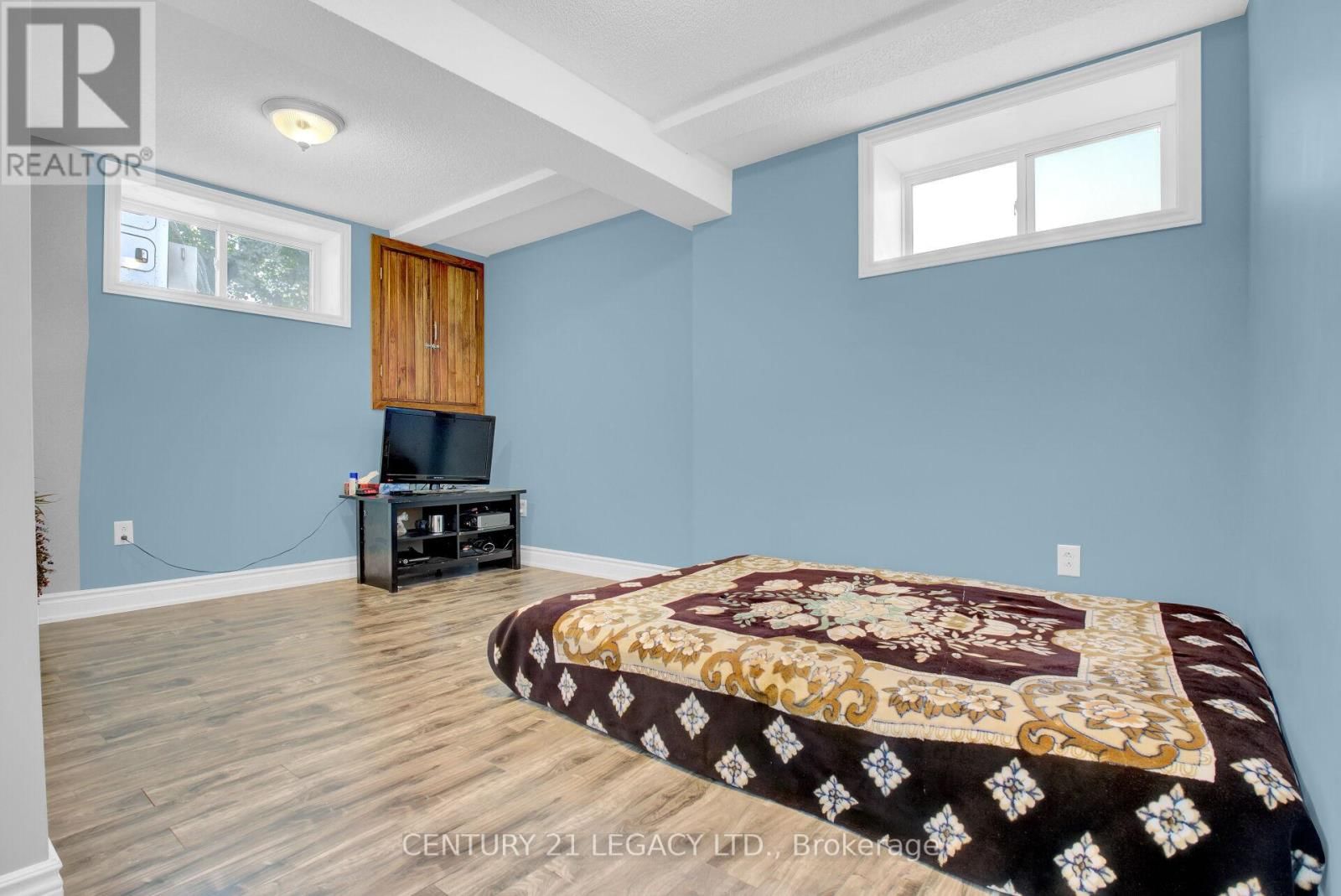 8182 HORNBY ROAD Image 25