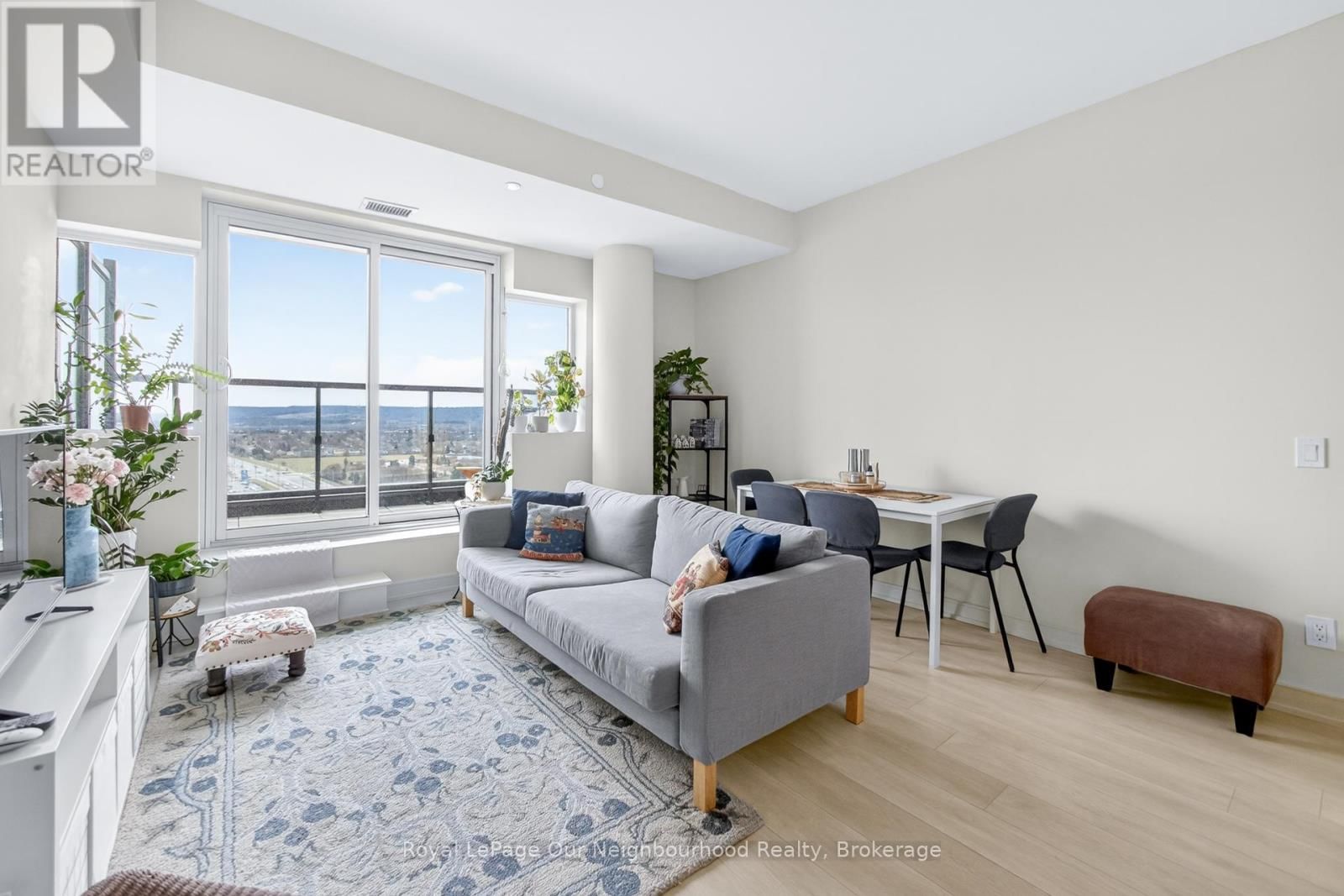 1605 - 8010 DERRY ROAD WEST Image 10