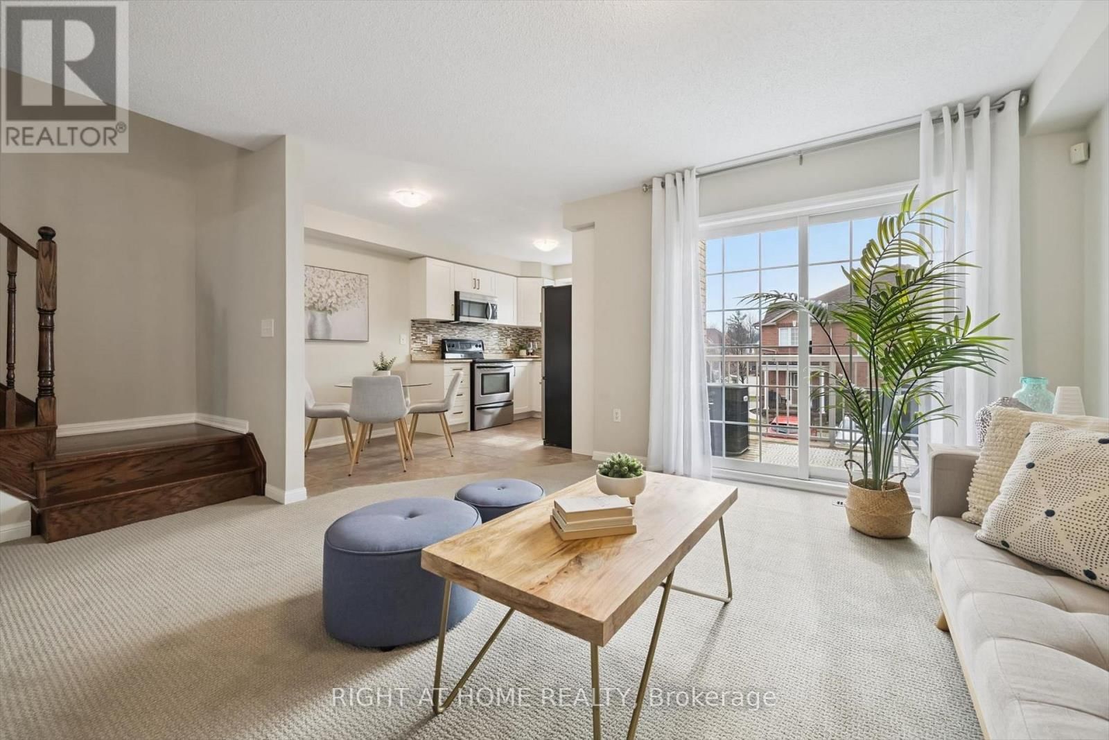 15 - 620 FERGUSON DRIVE Image 8