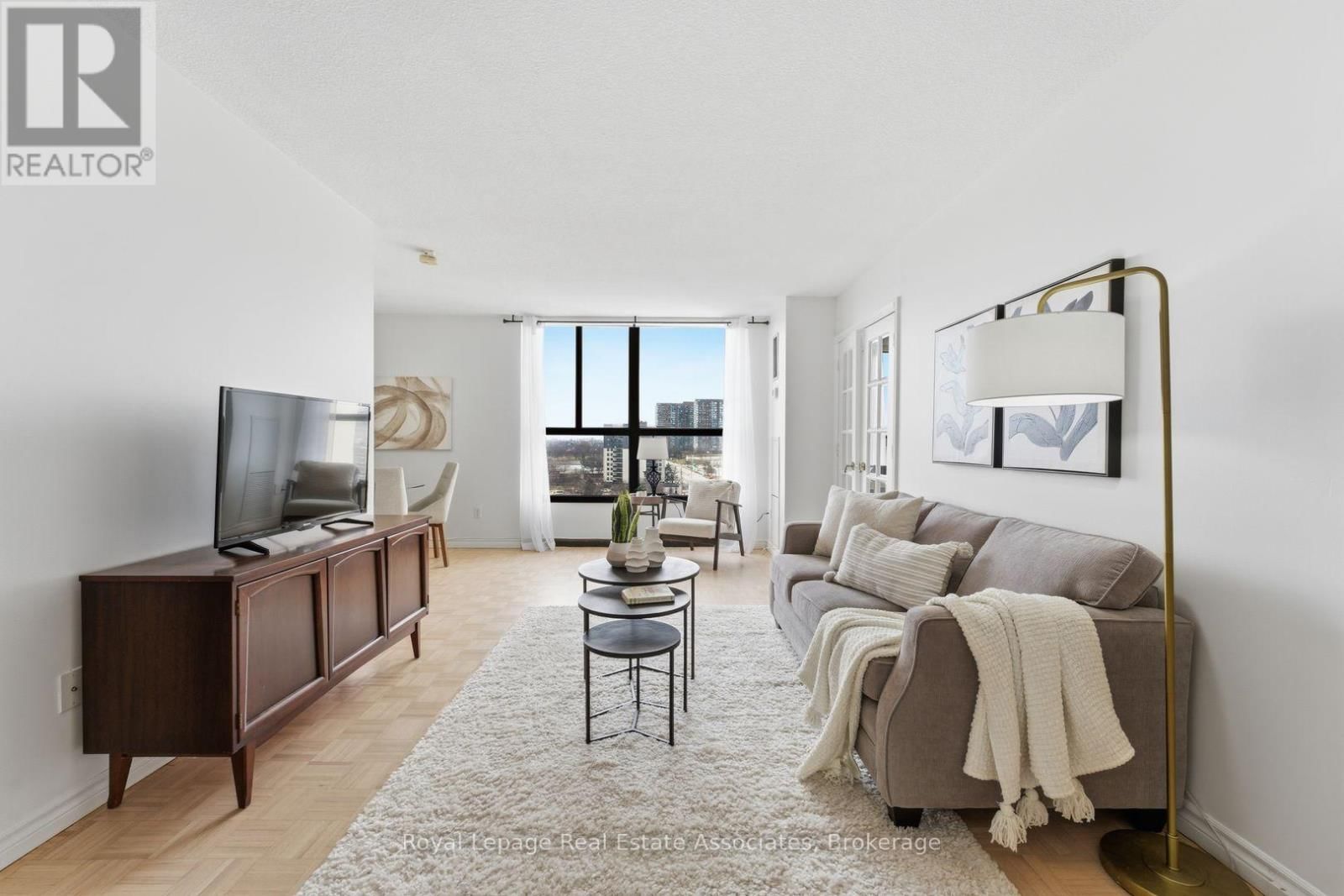 1010 - 3170 KIRWIN AVENUE Image 5