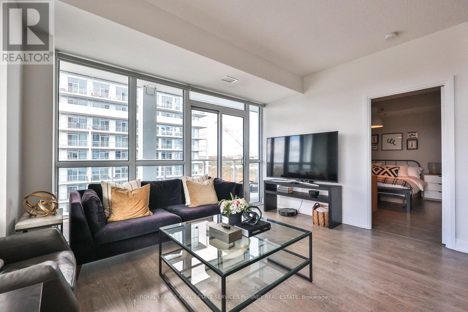 1709 - 55 SPEERS ROAD Image 13