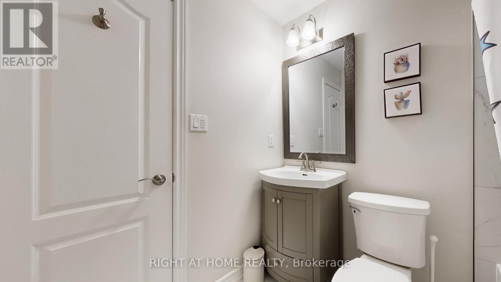 2499 LOGAN AVENUE Image 36