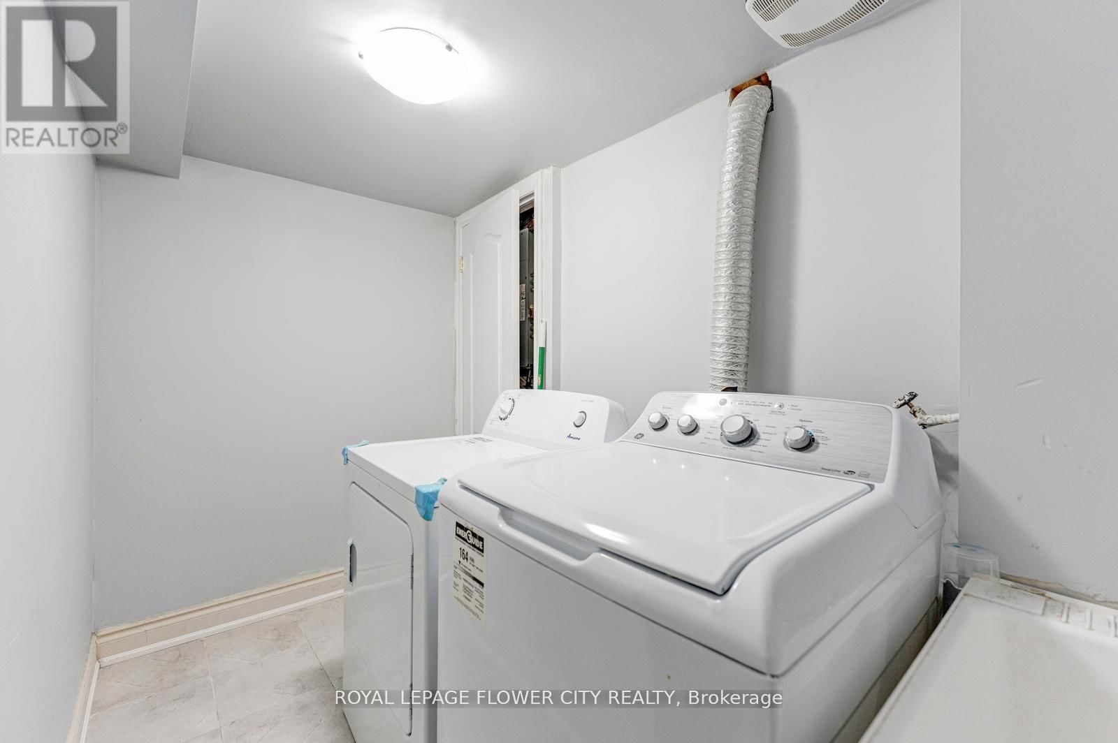 80 DWYER DRIVE Image 41