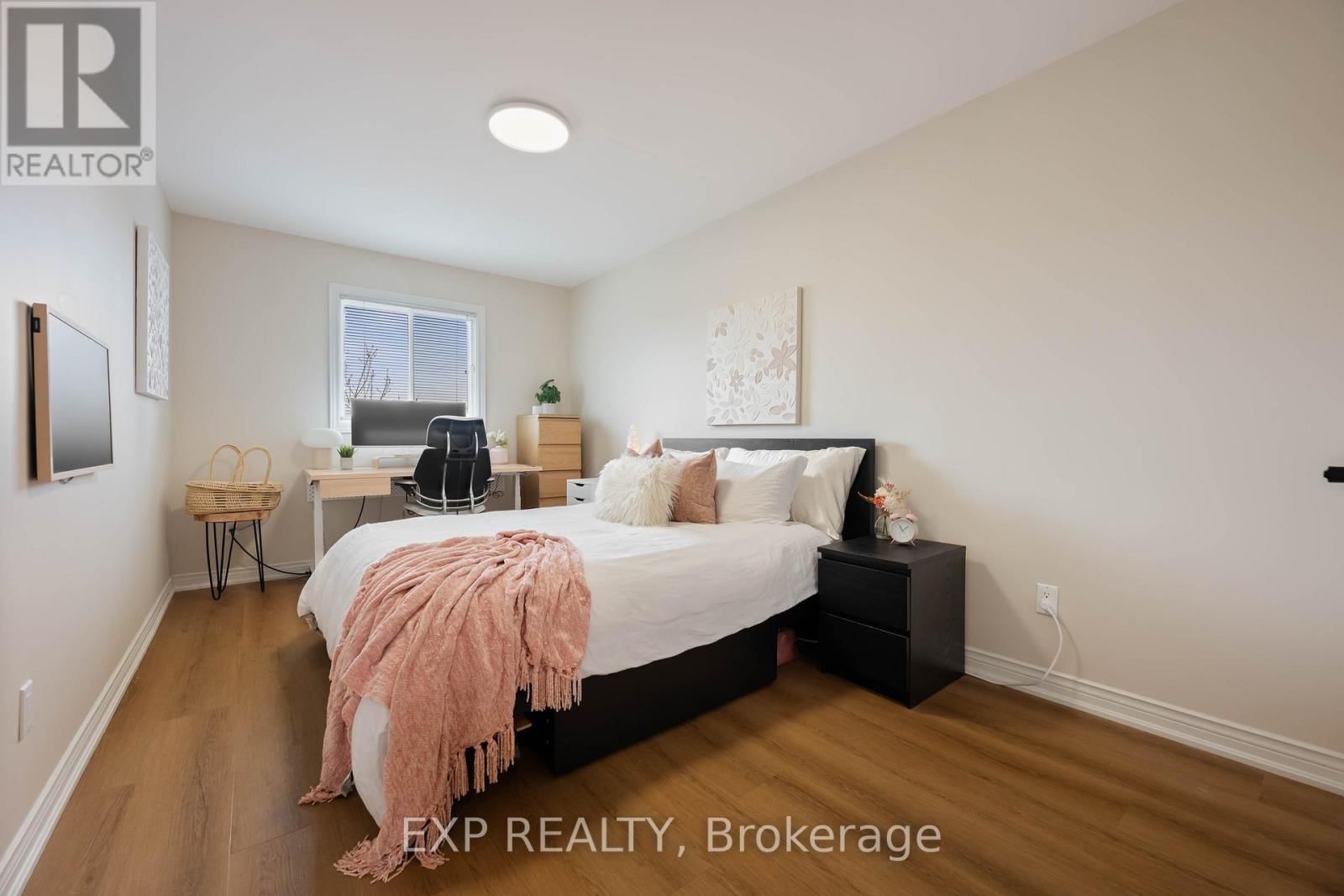 345 REBECCA DRIVE Image 31