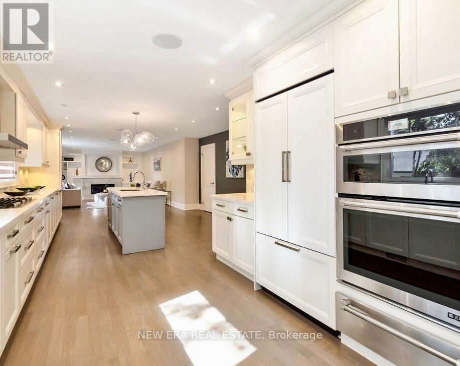 2068 MISSISSAUGA ROAD Image 18