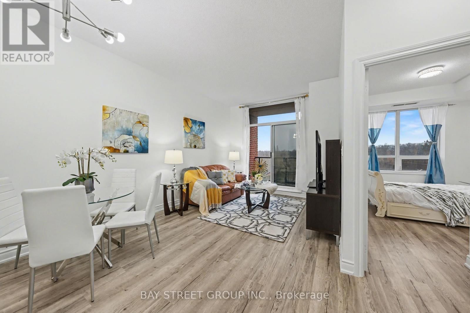 507 - 25 EARLINGTON AVENUE Image 17